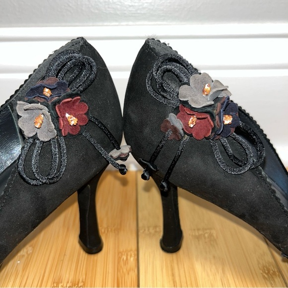 Stuart Weitzman Elegant Black Suede,Women's Heels Pumps , Size 10M, - Picture 6 of 10